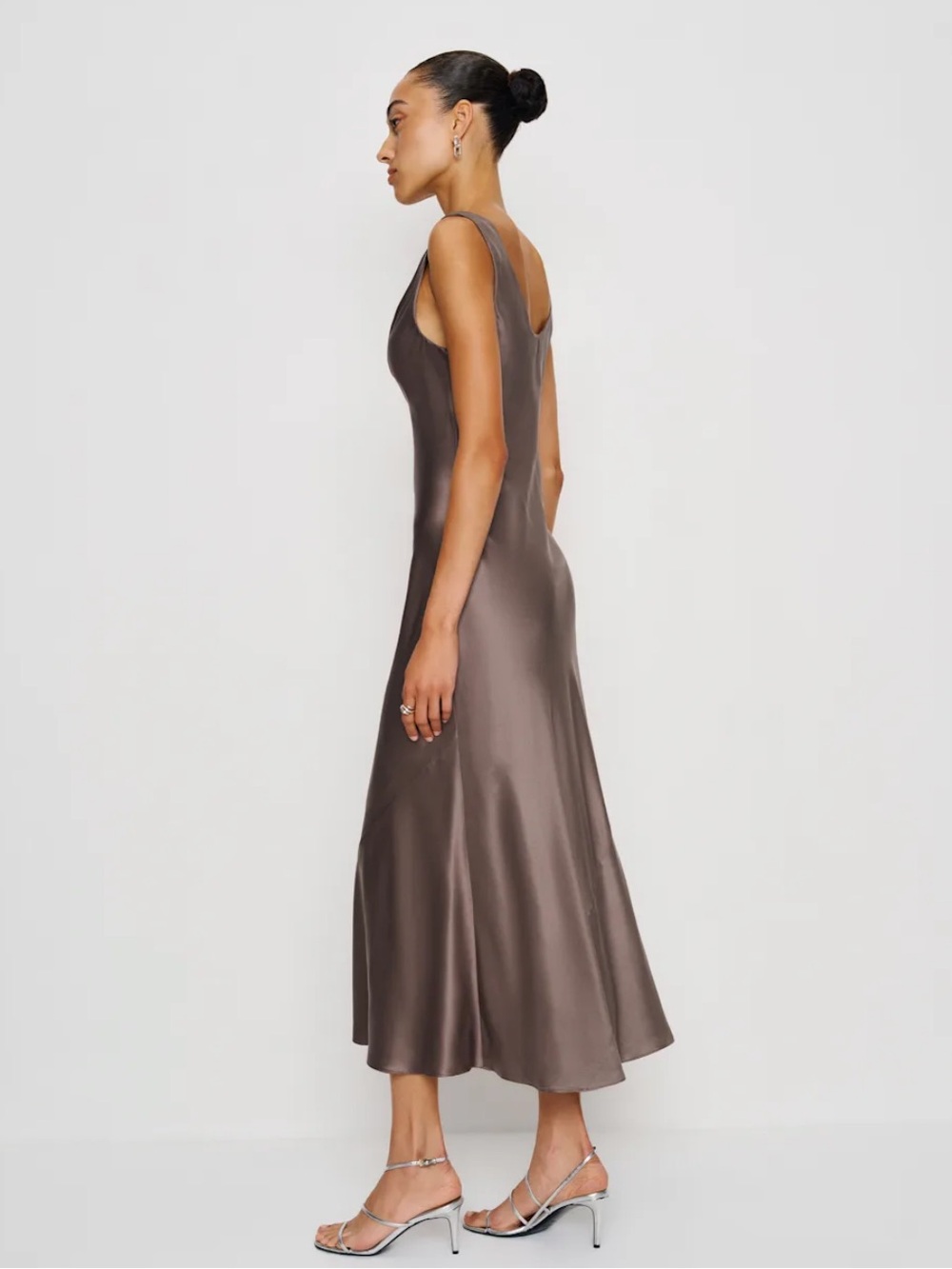 REFORMATION BRYN SILK DRESS - Picture 4 of 12